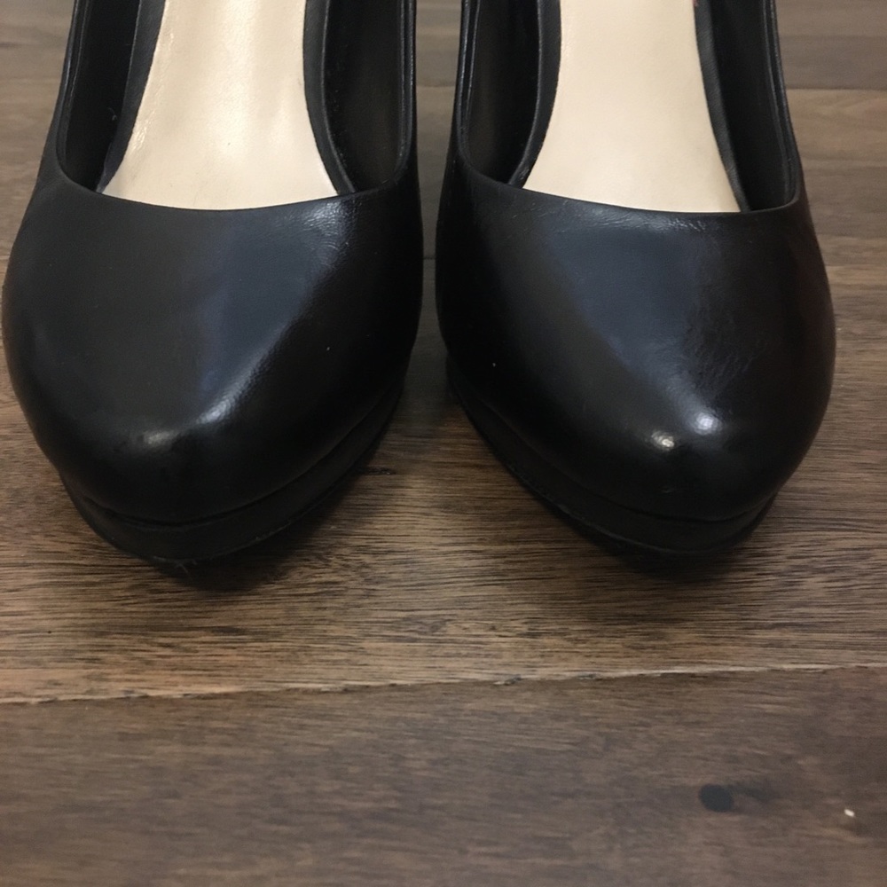 Nine West Black Pumps - Picture 2 of 8